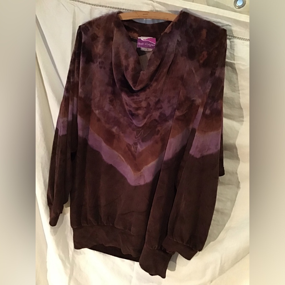 Two piece vintage, velour lounge suit by Carole Dolighan Size large - Picture 4 of 7